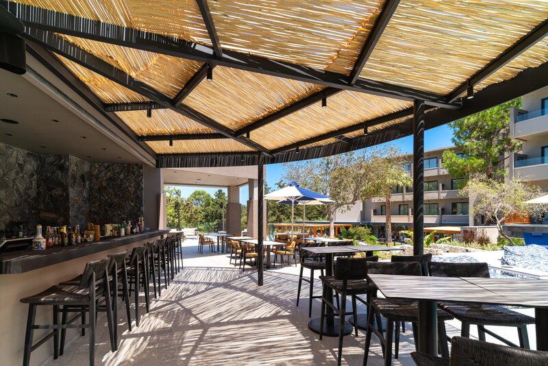 Cabu Pool Bar photo 1